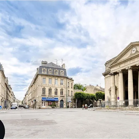 La Mome — Parking, Quartier Historique & Anime * Caen