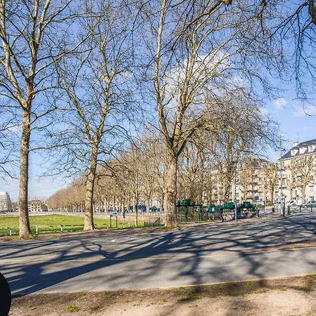 Apartment La Mome — Parking, Quartier Historique & Anime