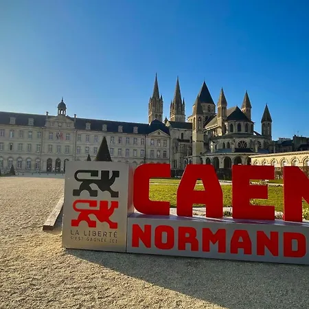 Apartmán La Mome — Parking, Quartier Historique & Anime