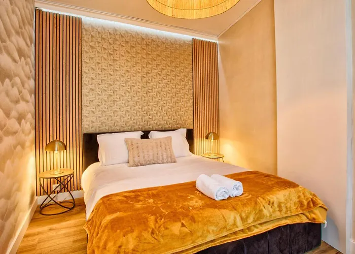 Apartment La Mome — Parking, Quartier Historique & Anime