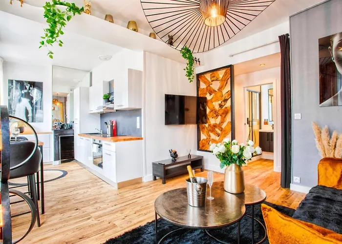 Apartment La Mome — Parking, Quartier Historique & Anime Caen